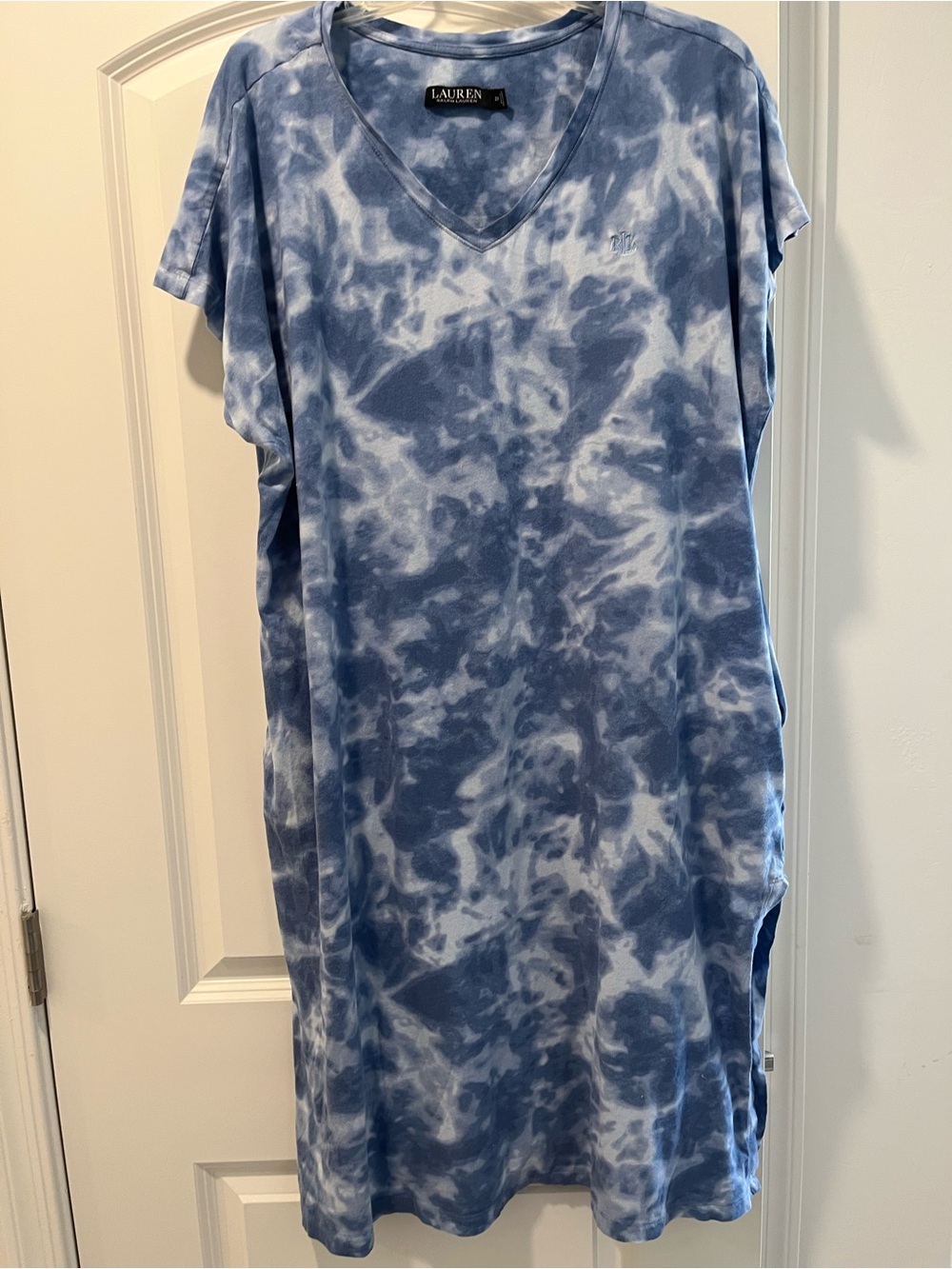 Lauren Ralph Lauren Blue Tie-Dye V-Neck Women’s nightgown